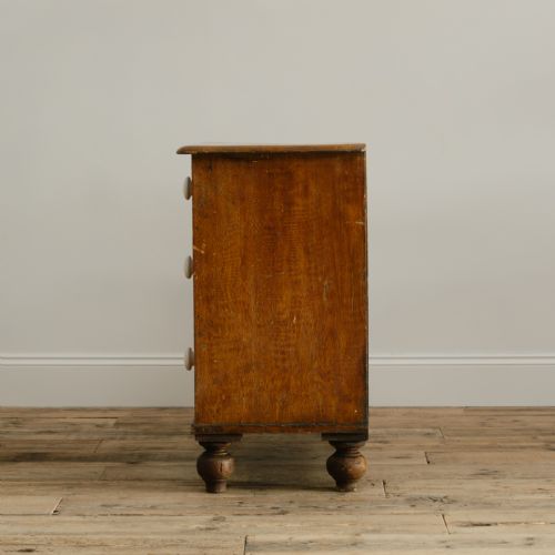 ANTIQUE PINE CHEST OF DRAWERS IN ORIGINAL SIMULATED OAK PAINT - ADDITIONAL PHOTO 4
