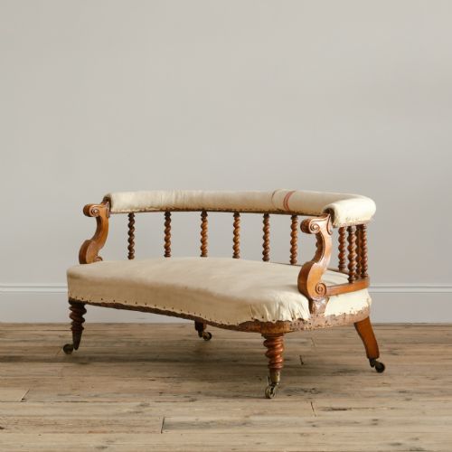 MID 19TH CENTURY MILES EDWARDS KIDNEY SOFA - ADDITIONAL PHOTO 7