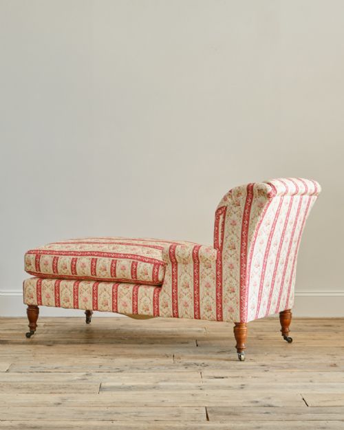 19TH CENTURY HOWARD SONS DAYBED - ADDITIONAL PHOTO 3