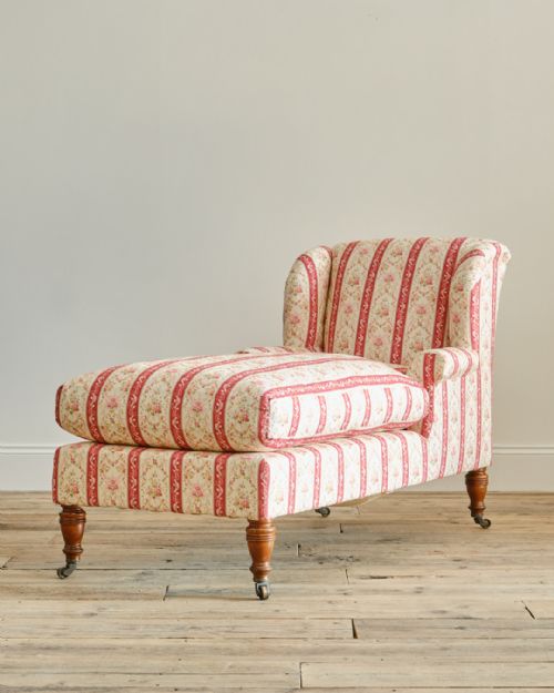 19TH CENTURY HOWARD SONS DAYBED - ADDITIONAL PHOTO 5