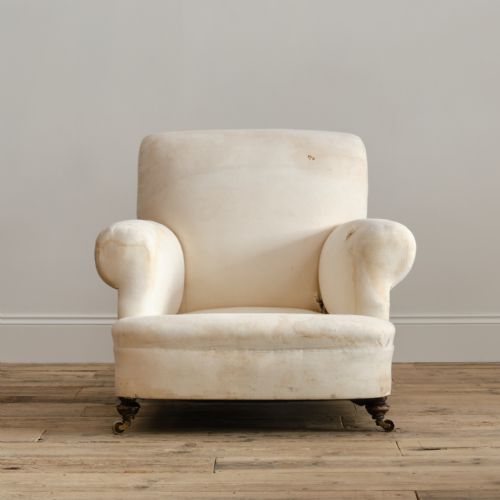 LARGE DEEP SEATED HOWARD STYLE CLUB ARMCHAIR - ADDITIONAL PHOTO 1