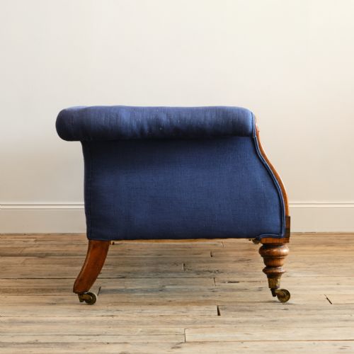 MID 19TH CENTURY COUNTRY HOUSE SOFA - ADDITIONAL PHOTO 3