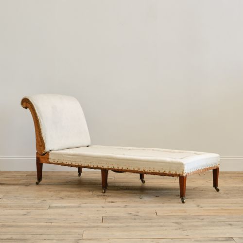 HOWARD SONS RECLINING DAYBED - ADDITIONAL PHOTO 1