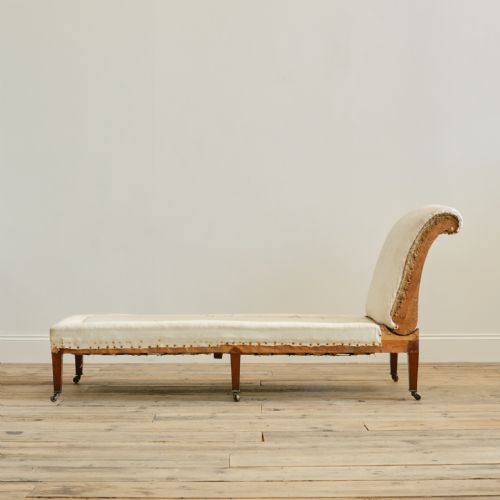 HOWARD SONS RECLINING DAYBED - ADDITIONAL PHOTO 5