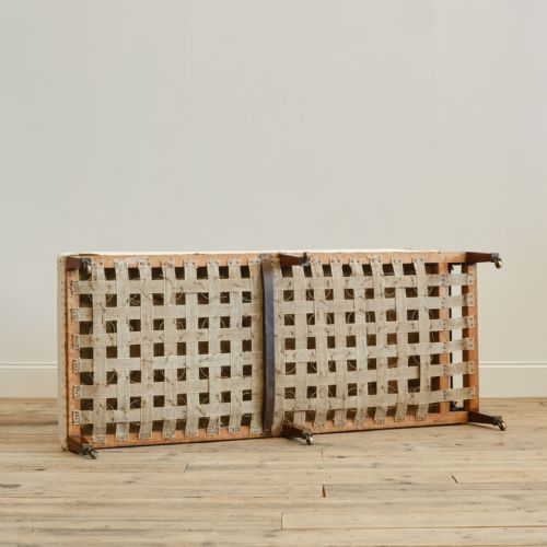 HOWARD SONS RECLINING DAYBED - ADDITIONAL PHOTO 8