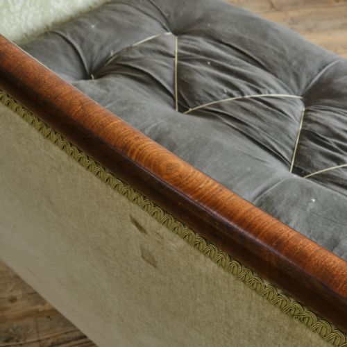 LARGE 19TH CENTURY COUNTRY HOUSE SOFA C1840 - ADDITIONAL PHOTO 9