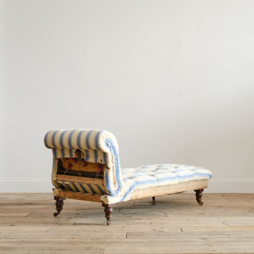 LATE 19TH CENTURY DROP BACK DAYBED - ADDITIONAL PHOTO 3