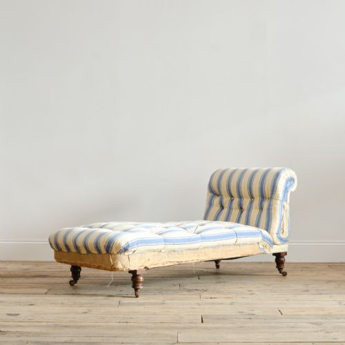 LATE 19TH CENTURY DROP BACK DAYBED - ADDITIONAL PHOTO 7