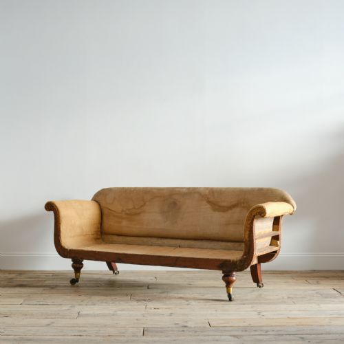 EARLY 19TH CENTURY COUNTRY HOUSE SOFA - ADDITIONAL PHOTO 4