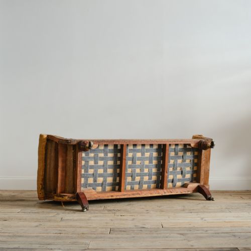 EARLY 19TH CENTURY COUNTRY HOUSE SOFA - ADDITIONAL PHOTO 9