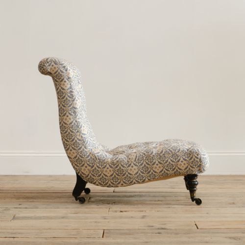 19TH CENTURY HOWARD AND SONS SLIPPER CHAIR - ADDITIONAL PHOTO 2