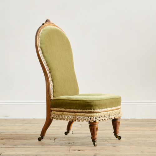 19TH CENTURY WALNUT SLIPPER CHAIR IN GREEN VELVET - ADDITIONAL PHOTO 1
