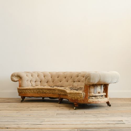 HOWARD AND SONS CRESCENT CHESTERFIELD SOFA C1860 - ADDITIONAL PHOTO 9