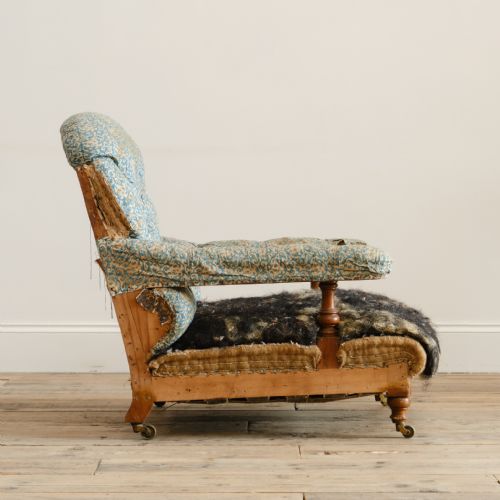 HOWARD AND SONS OPEN ARMCHAIR FROM POWDERHAM CASTLE DEVON - ADDITIONAL PHOTO 6