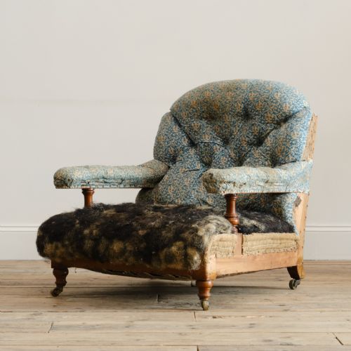 HOWARD AND SONS OPEN ARMCHAIR FROM POWDERHAM CASTLE DEVON - ADDITIONAL PHOTO 9