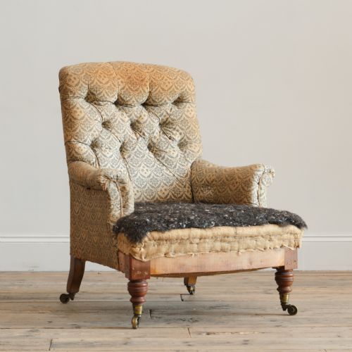 howard and sons 'hammond' armchair - CATEGORY: ANTIQUE CHAIRS - DATED 1900
