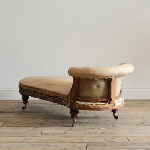 MID 19TH CENTURY BARREL BACK DAYBED - ADDITIONAL PHOTO 1