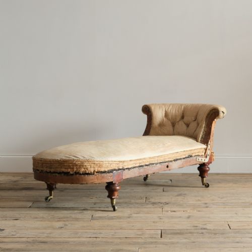MID 19TH CENTURY BARREL BACK DAYBED - ADDITIONAL PHOTO 5