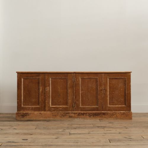 19TH CENTURY SIMULATED OAK DRY SCRAPED DRESSER BASE - ADDITIONAL PHOTO 1