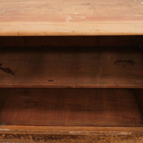 19TH CENTURY SIMULATED OAK DRY SCRAPED DRESSER BASE - ADDITIONAL PHOTO 6