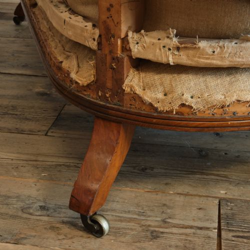 19TH CENTURY HOLLAND SONS SOFA - ADDITIONAL PHOTO 8