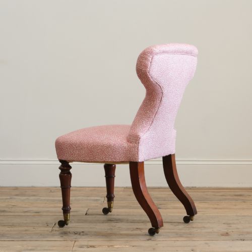 MID 19TH CENTURY SLIPPER CHAIR IN SOANE BRITAIN COTTON - ADDITIONAL PHOTO 6