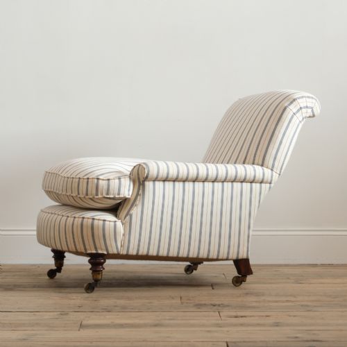 19TH CENTURY HOWARD STYLE CLUB ARMCHAIR C1860 - ADDITIONAL PHOTO 2