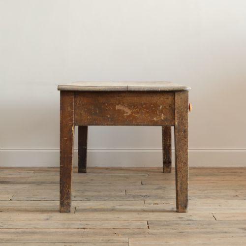 GEORGIAN PINE SCULLERY TABLE IN ORIGINAL PAINT - ADDITIONAL PHOTO 4