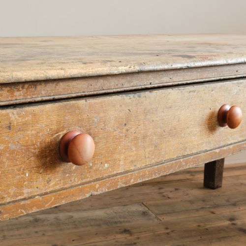 GEORGIAN PINE SCULLERY TABLE IN ORIGINAL PAINT - ADDITIONAL PHOTO 13