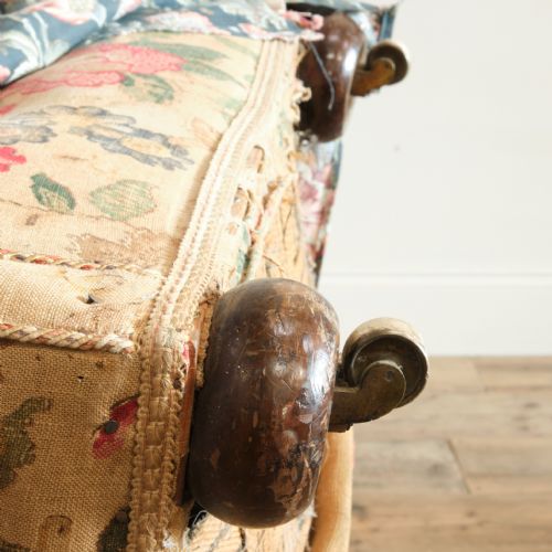 LARGE DEEP SEATED COUNTRY HOUSE ARMCHAIR - ADDITIONAL PHOTO 6