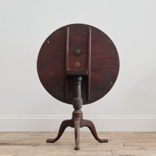 GEORGE III MAHOGANY TILT TOP TABLE - ADDITIONAL PHOTO 2