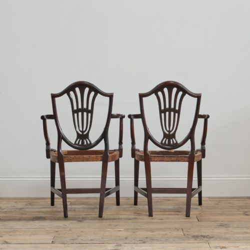 PAIR OF GEORGE III HEPPELWHITE MAHOGANY CARVER CHAIRS - ADDITIONAL PHOTO 3