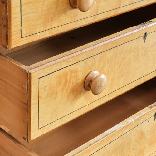19TH CENTURY PINE CHEST OF DRAWERS IN ORIGINAL PAINT - ADDITIONAL PHOTO 12