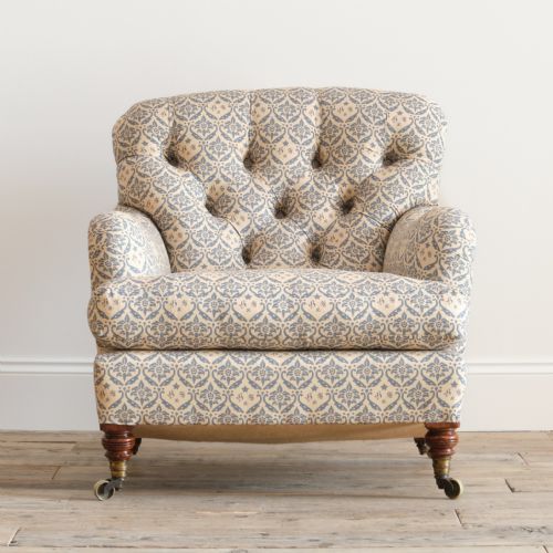 19TH CENTURY HOWARD AND SONS BRIDGEWATER ARMCHAIR - ADDITIONAL PHOTO 1