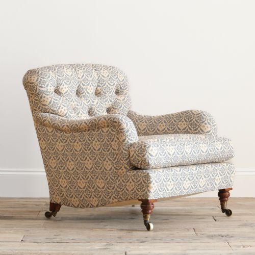 19TH CENTURY HOWARD AND SONS BRIDGEWATER ARMCHAIR - ADDITIONAL PHOTO 2