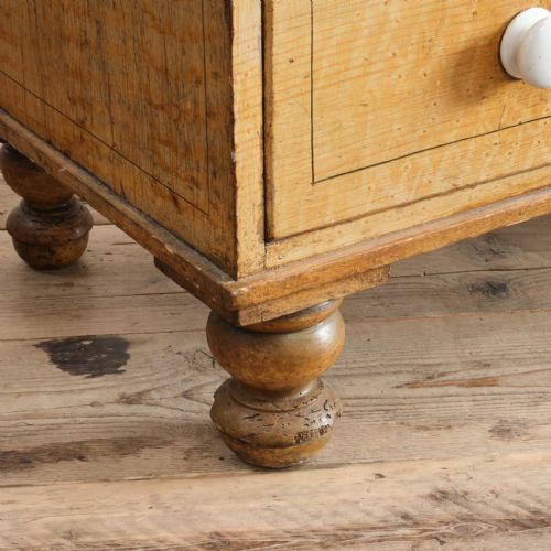 19TH CENTURY PINE WASHSTAND CHEST OF DRAWERS IN ORIGINAL PAINT - ADDITIONAL PHOTO 11