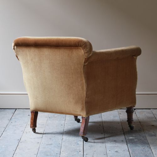 A LATE 19TH CENTURY COUNTRY HOUSE ARMCHAIR - ADDITIONAL PHOTO 4