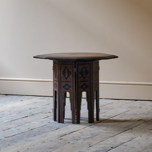 EARLY 20TH CENTURY BLACK LACQUERED SIDE TABLE - ADDITIONAL PHOTO 2
