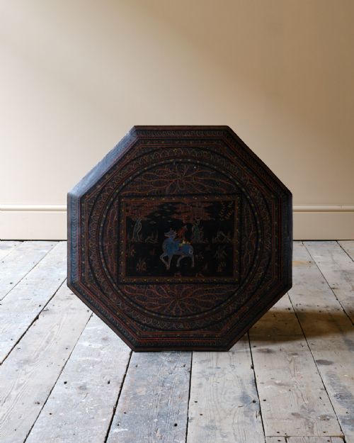 EARLY 20TH CENTURY BLACK LACQUERED SIDE TABLE - ADDITIONAL PHOTO 6