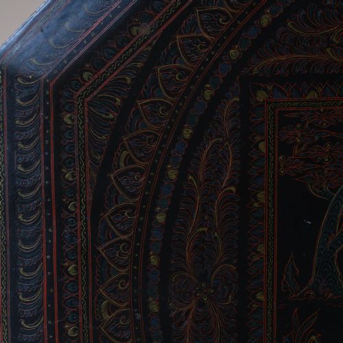 EARLY 20TH CENTURY BLACK LACQUERED SIDE TABLE - ADDITIONAL PHOTO 10