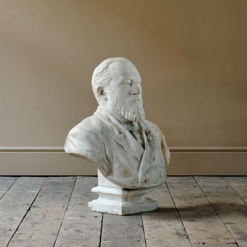 19TH CENTURY CARVED MARBLE BUST - ADDITIONAL PHOTO 1