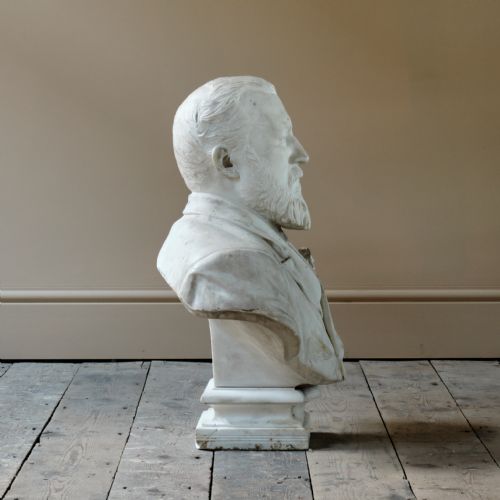 19TH CENTURY CARVED MARBLE BUST - ADDITIONAL PHOTO 2