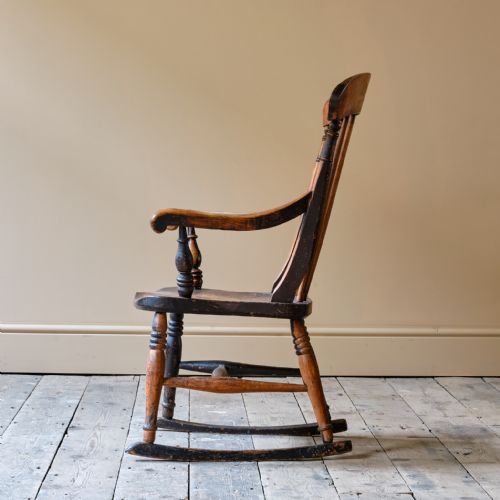 19TH CENTURY ROCKING WINDSOR CHAIR - ADDITIONAL PHOTO 6