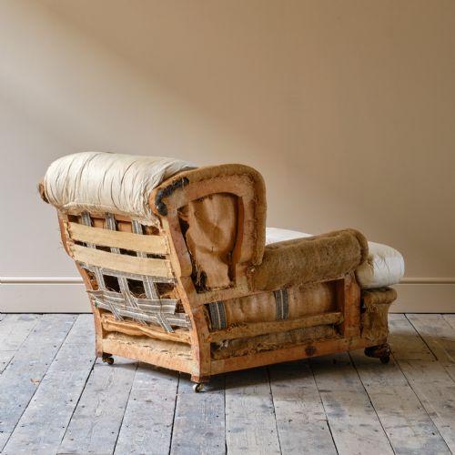 HARRODS COUNTRY HOUSE ARMCHAIR AND FOOTSTOOL - ADDITIONAL PHOTO 5
