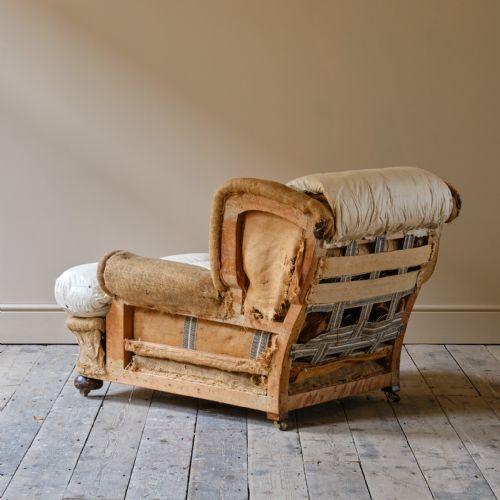 HARRODS COUNTRY HOUSE ARMCHAIR AND FOOTSTOOL - ADDITIONAL PHOTO 7