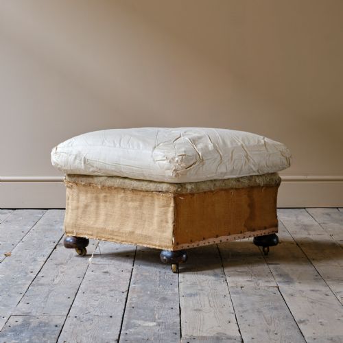 HARRODS COUNTRY HOUSE ARMCHAIR AND FOOTSTOOL - ADDITIONAL PHOTO 12