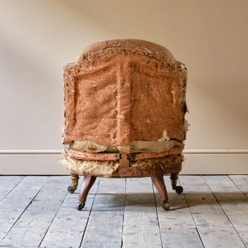 19TH CENTURY DEEP SEATED COUNTRY HOUSE ARMCHAIR - ADDITIONAL PHOTO 5