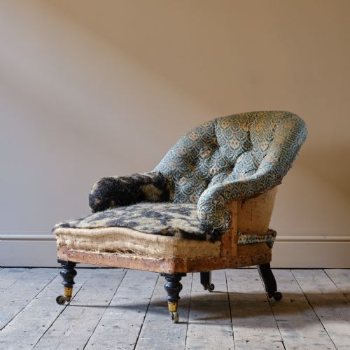 19TH CENTURY ARMCHAIR BY HOWARD AND SONS - ADDITIONAL PHOTO 6
