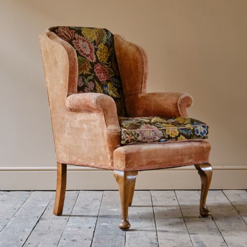 ANTIQUE EARLY 20TH CENTURY WINGBACK ARMCHAIR - ADDITIONAL PHOTO 1