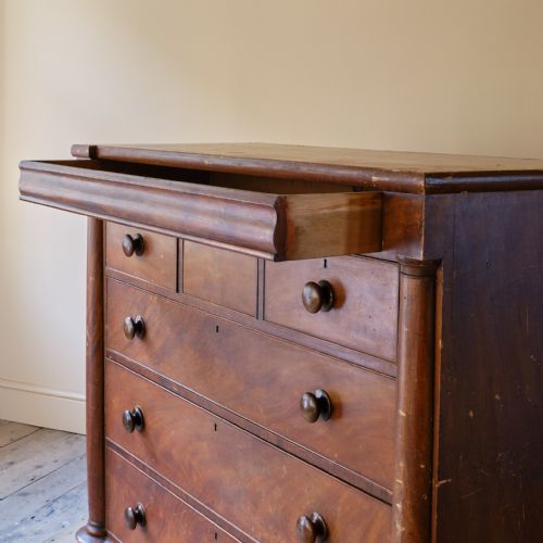 LARGE SCOTTISH PINE CHEST OF DRAWERS IN ORIGINAL PAINT - ADDITIONAL PHOTO 7